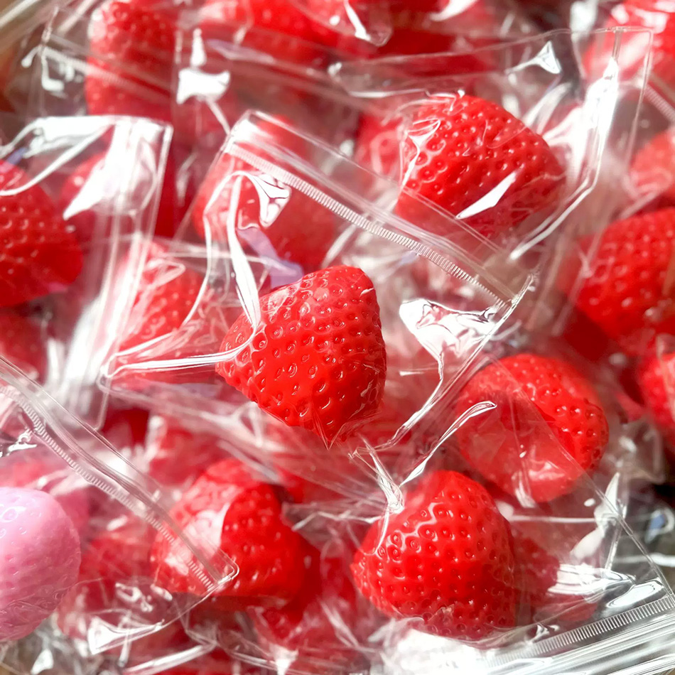 Party Games Entertainer - New Squishy Big Strawberry Squeeze Toy