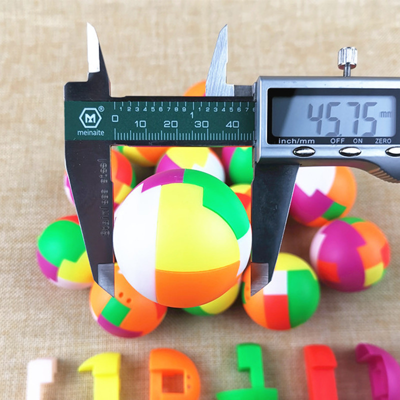Party Games Egg - 45mm Puzzle Ball Vending Game Machine,